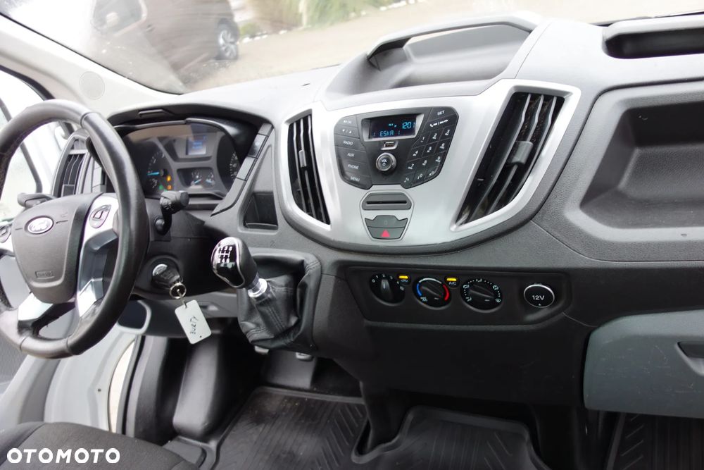 Ford Transit 2.0 Ecoblue 170 KM  Skrzynia 3.74 M Klima - 6