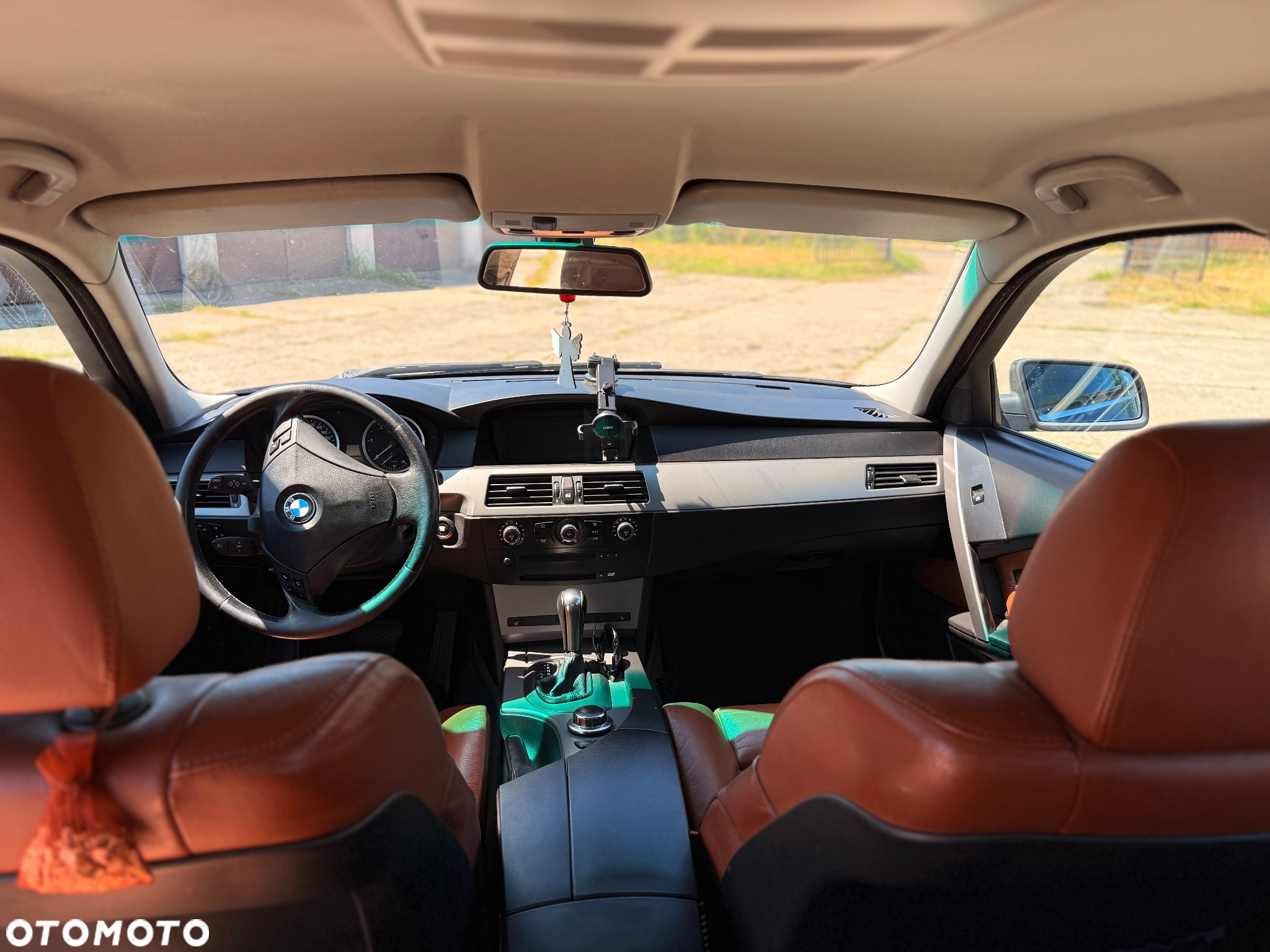BMW Seria 5 525d Touring - 9
