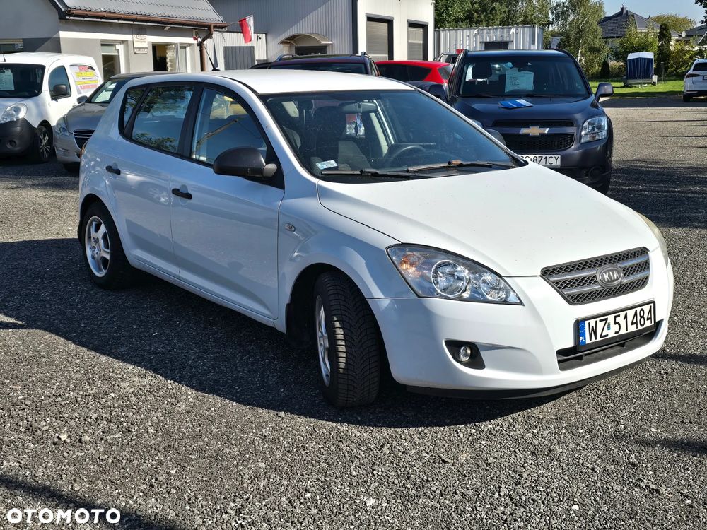 Kia Ceed - 2