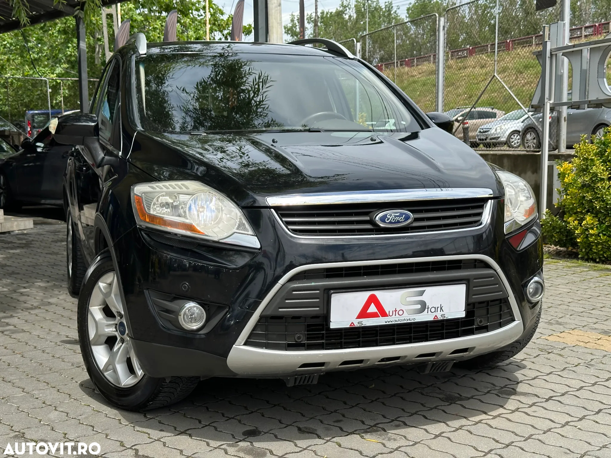 Ford Kuga 2.0 TDCi 2WD Trend - 11