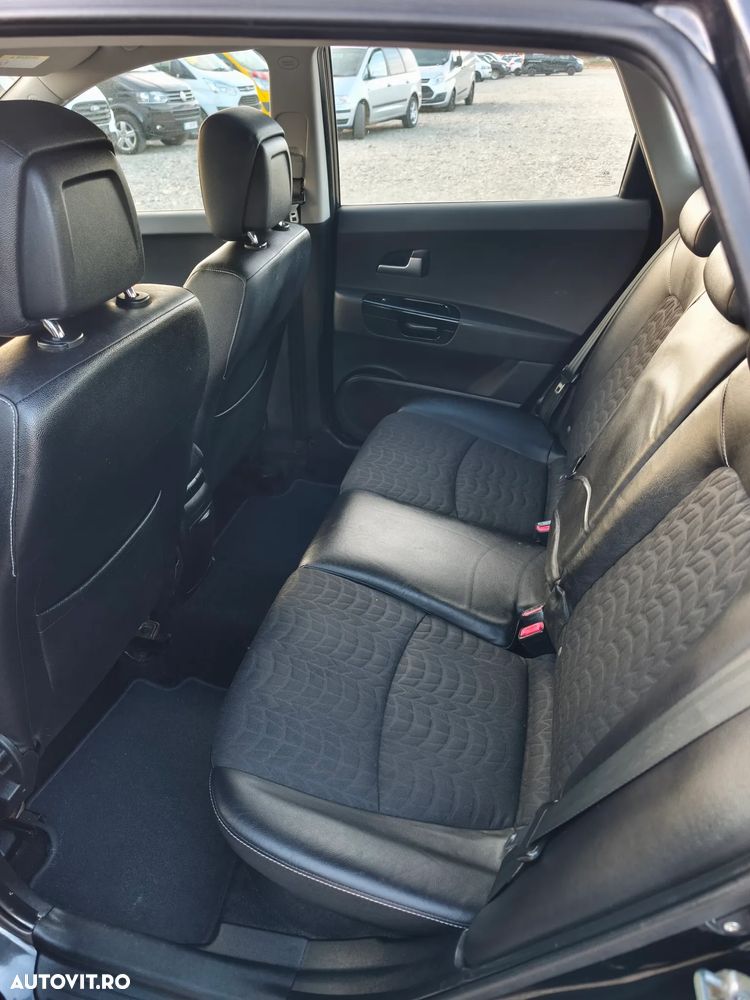 Kia Ceed - 15