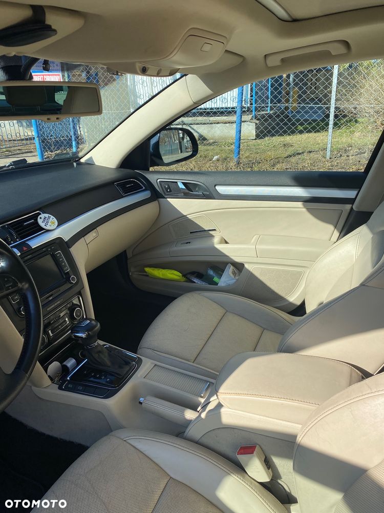 Skoda Superb 3.6 FSI 4x4 Business DSG - 24