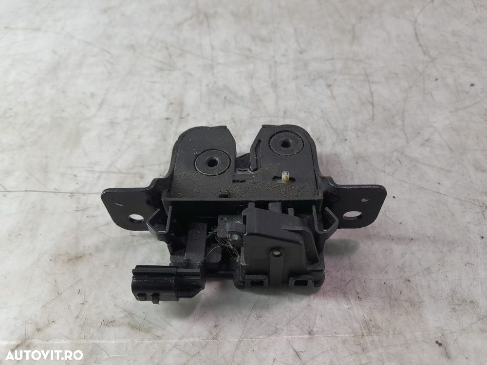 Broasca haion 905037230R Dacia Duster 1 [facelift] [2013 - 2017] 1.5 - 3