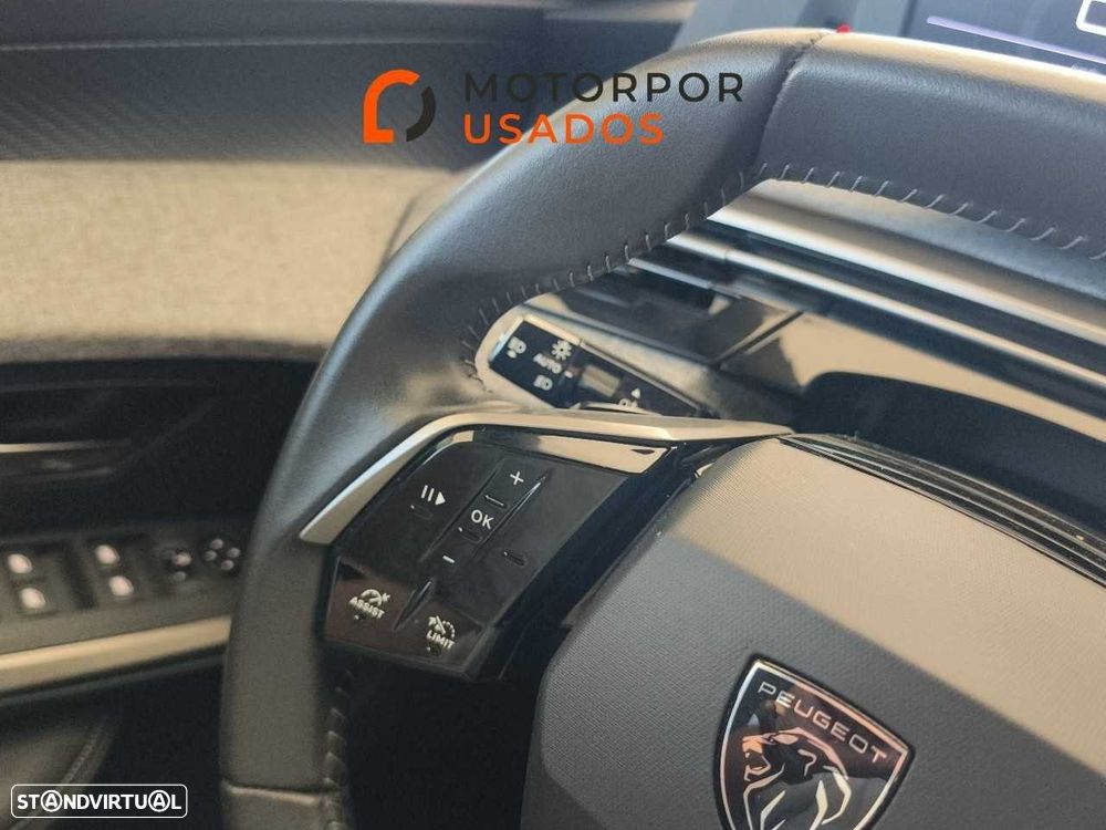Peugeot 3008 1.2 Hybrid Allure e-DCS6 - 16