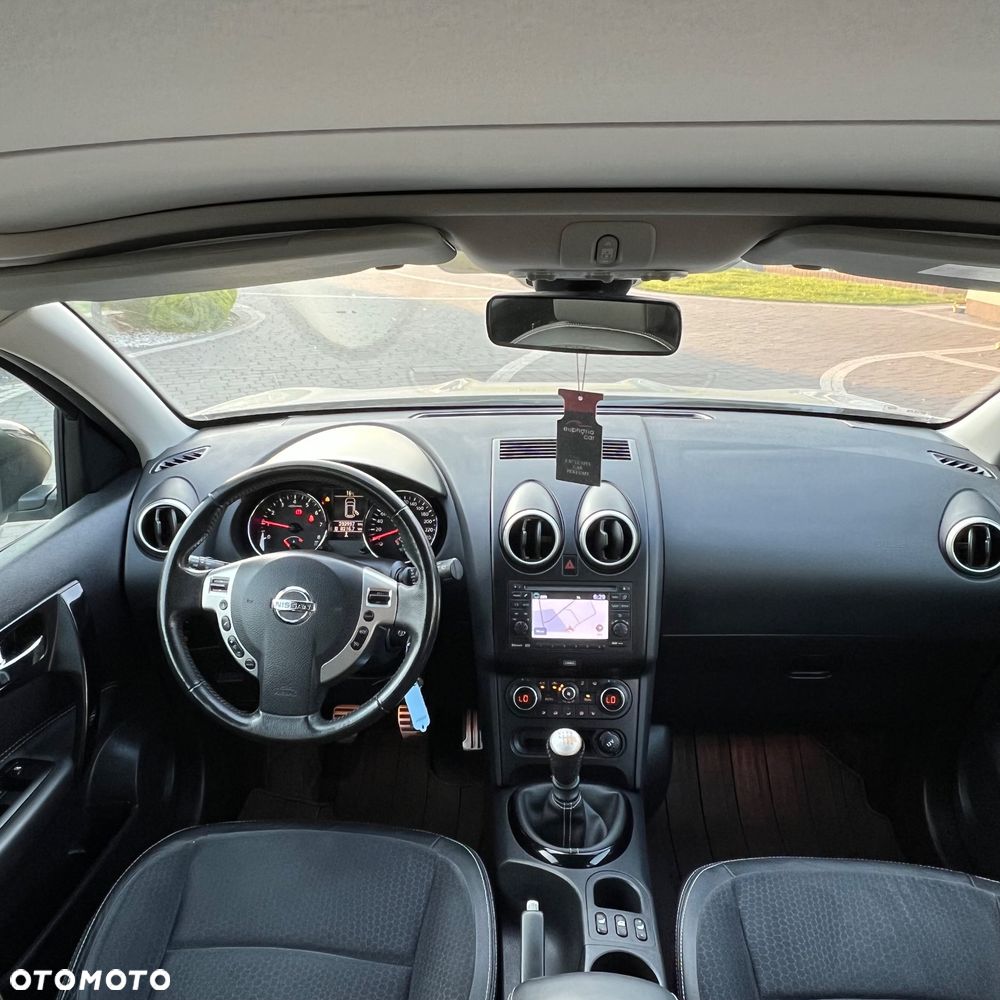 Nissan Qashqai 2.0 tekna - 29