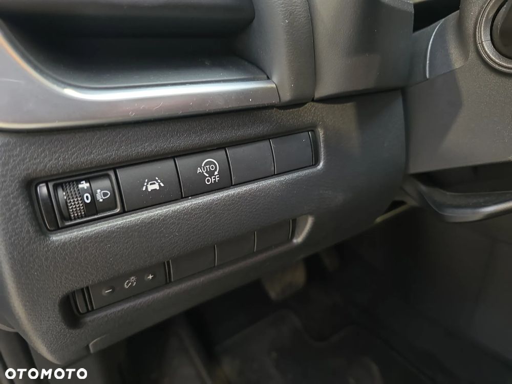 Nissan Qashqai 1.3 DIG-T MHEV Acenta Xtronic - 13