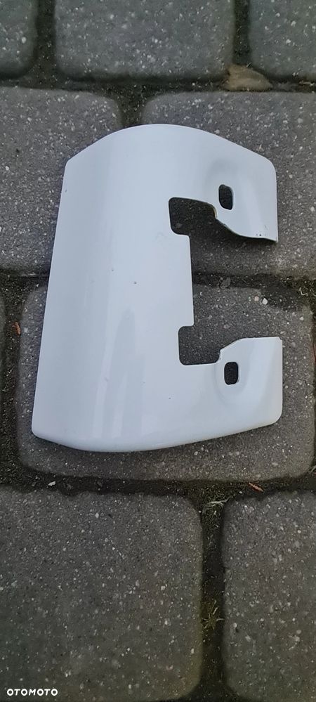 IVECO DAILY IV 14- OSŁONA ZAWIASU TYŁ TYLNY LEWY GÓRNY - 5