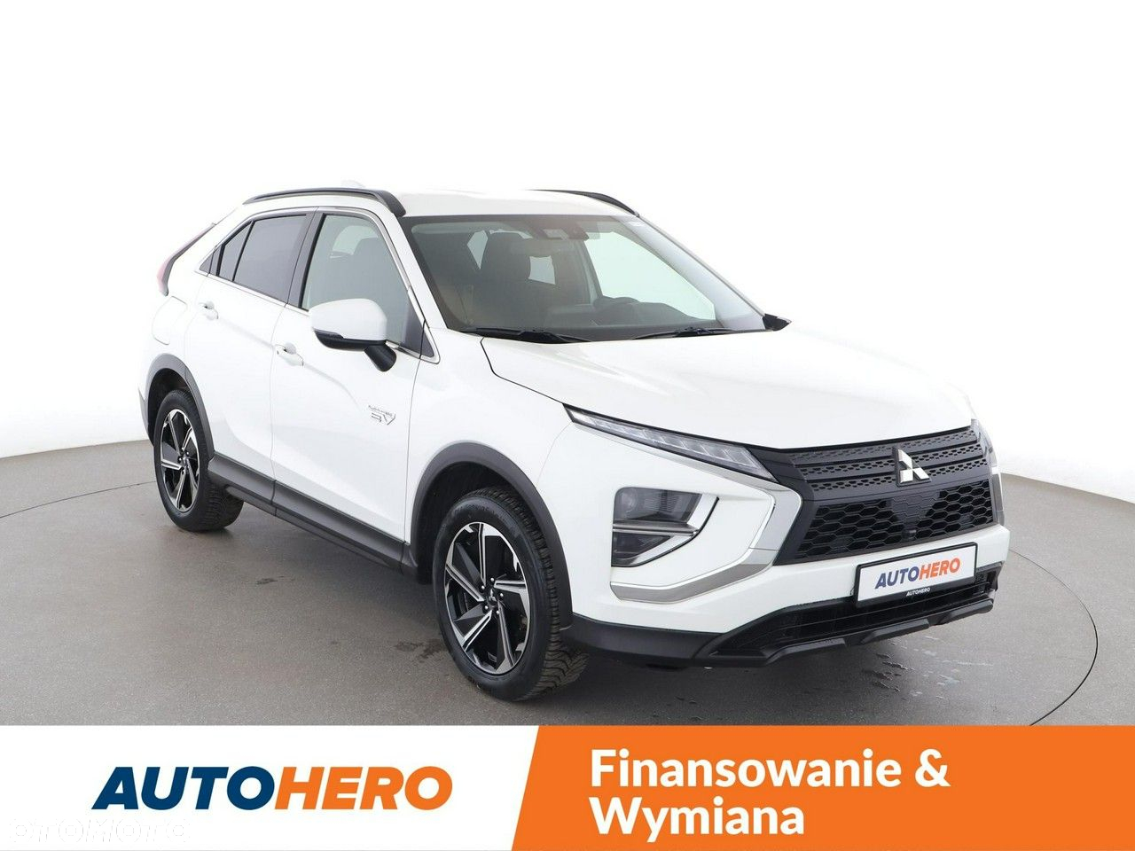 Mitsubishi Eclipse Cross Plug-In Hybrid 4WD Basis - 10