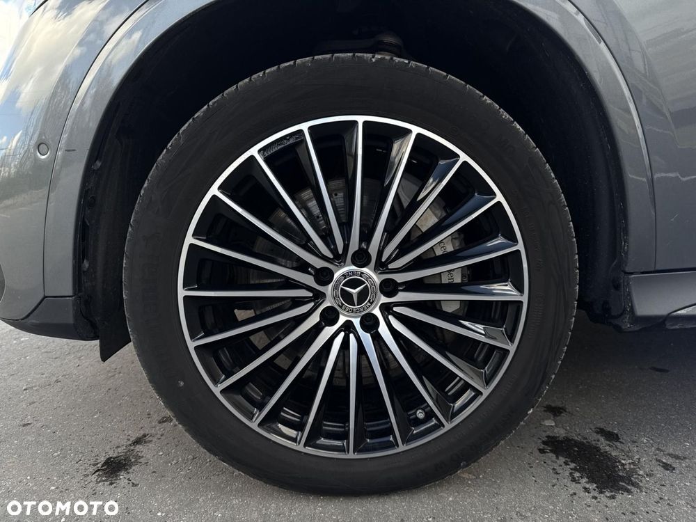 Mercedes-Benz GLC - 19