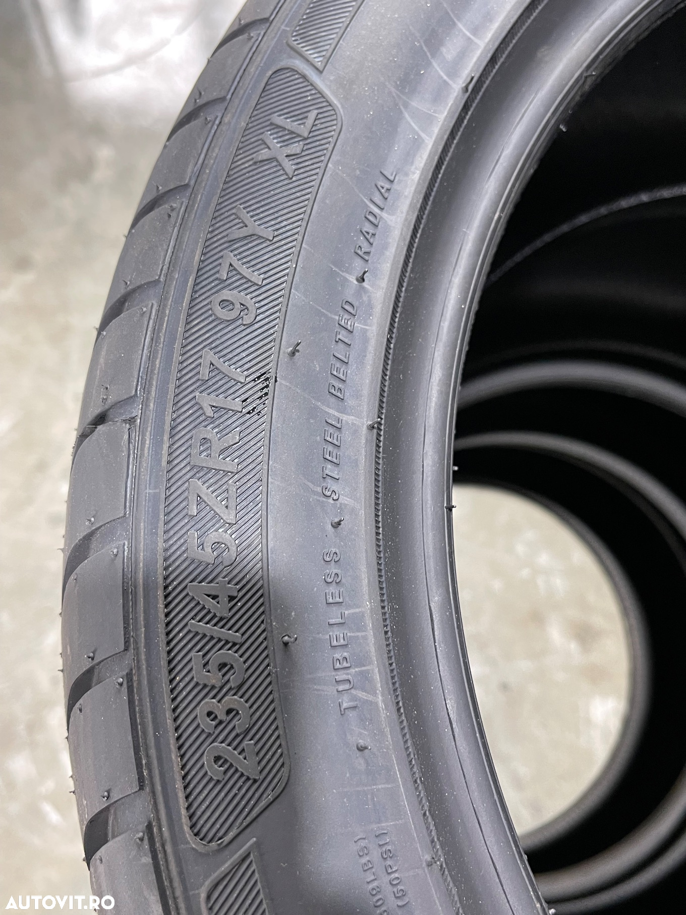 235 45 r17, 235  45 17, vara, noi, Rovelo Rpx - 3