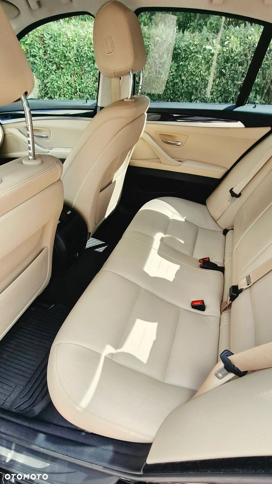 BMW Seria 5 518d - 8