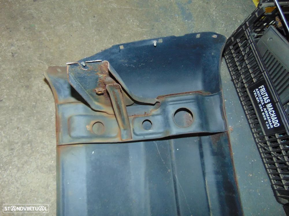 Mitsubishi L300 para-choques - 8