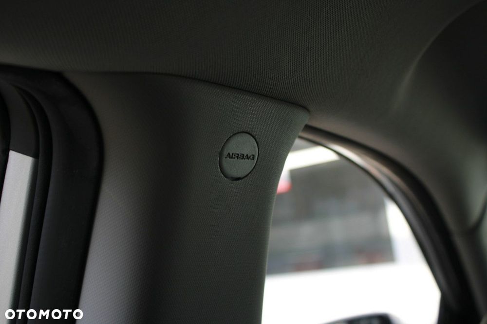 Hyundai ix35 1.6 2WD Fifa World Cup Edition - 27