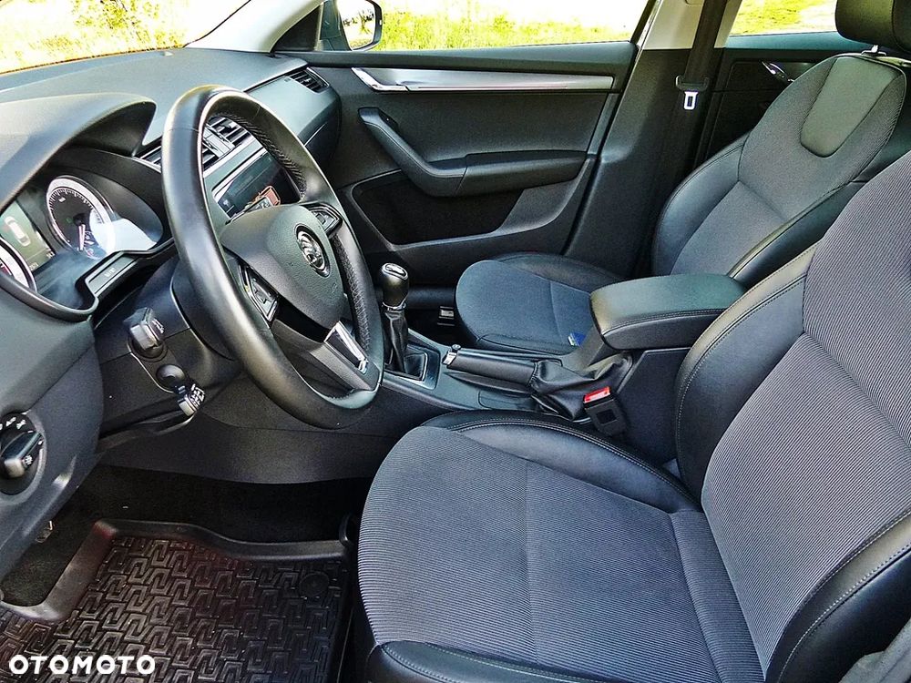 Skoda Octavia 2.0 TDI Style - 21