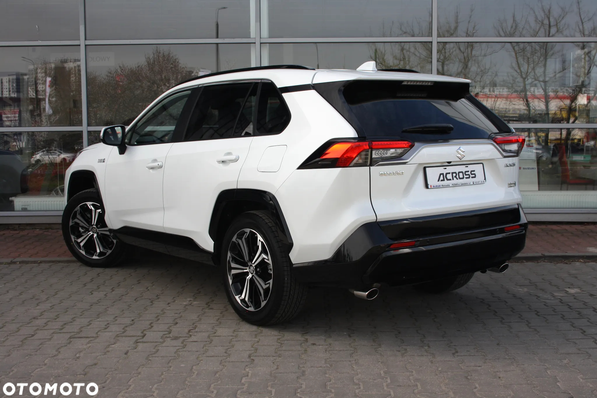 Suzuki Across 2.5 Plug-in Hybrid Elegance 4WD CVT - 4