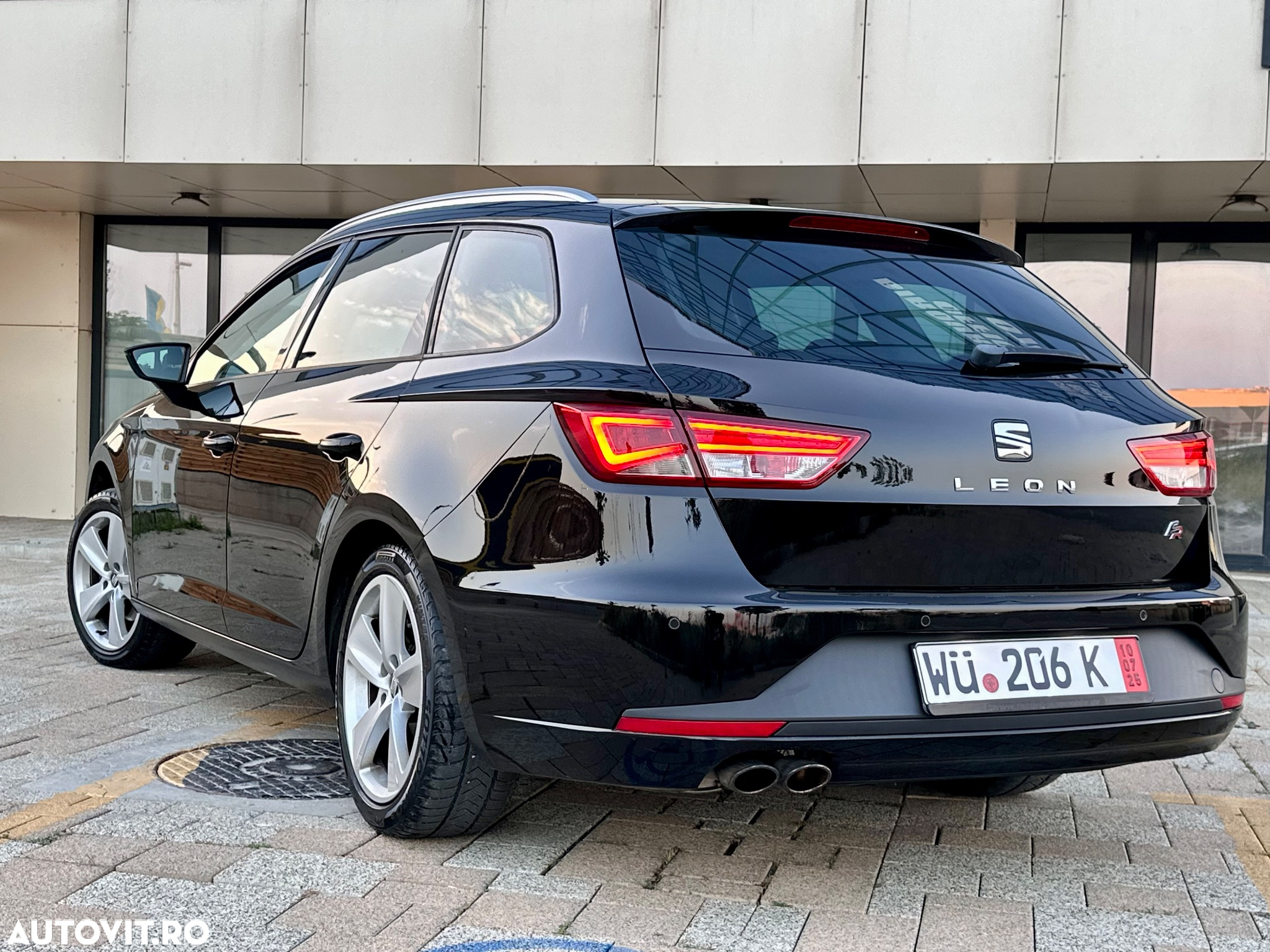 Seat Leon ST 1.4 EcoTSI Start&Stop DSG FR - 4