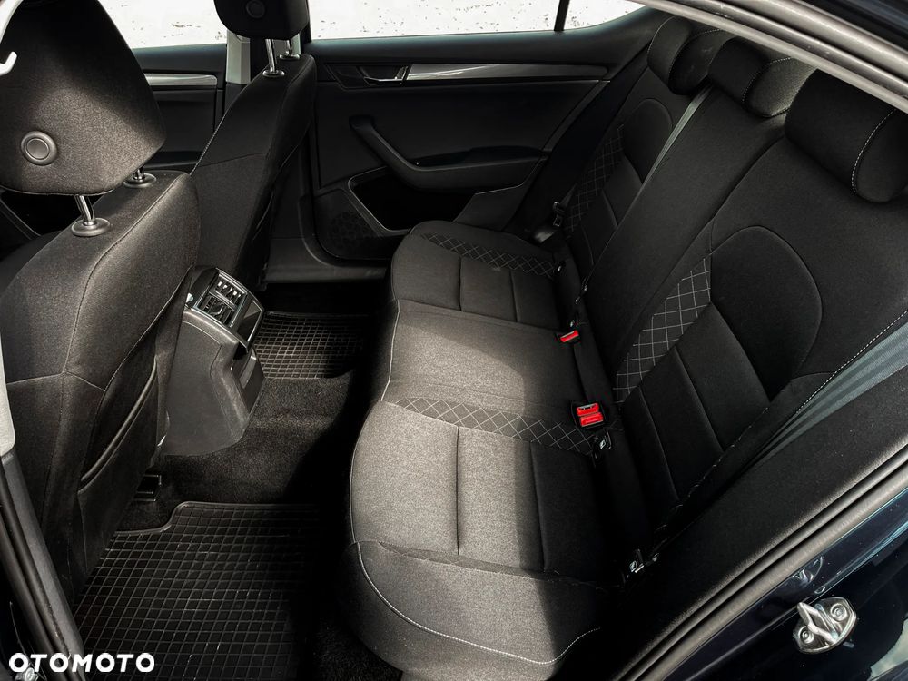 Skoda Superb 2.0 TDI Style - 18