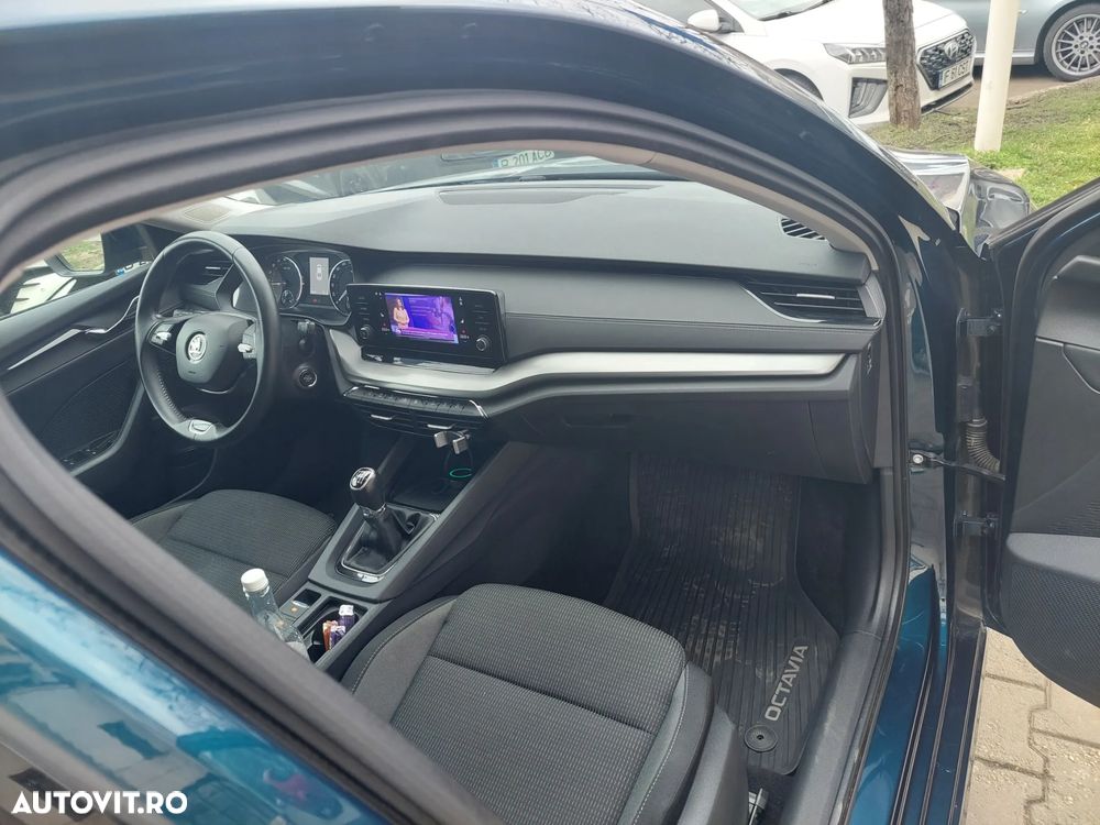 Skoda Octavia 2.0 TDI Style - 23