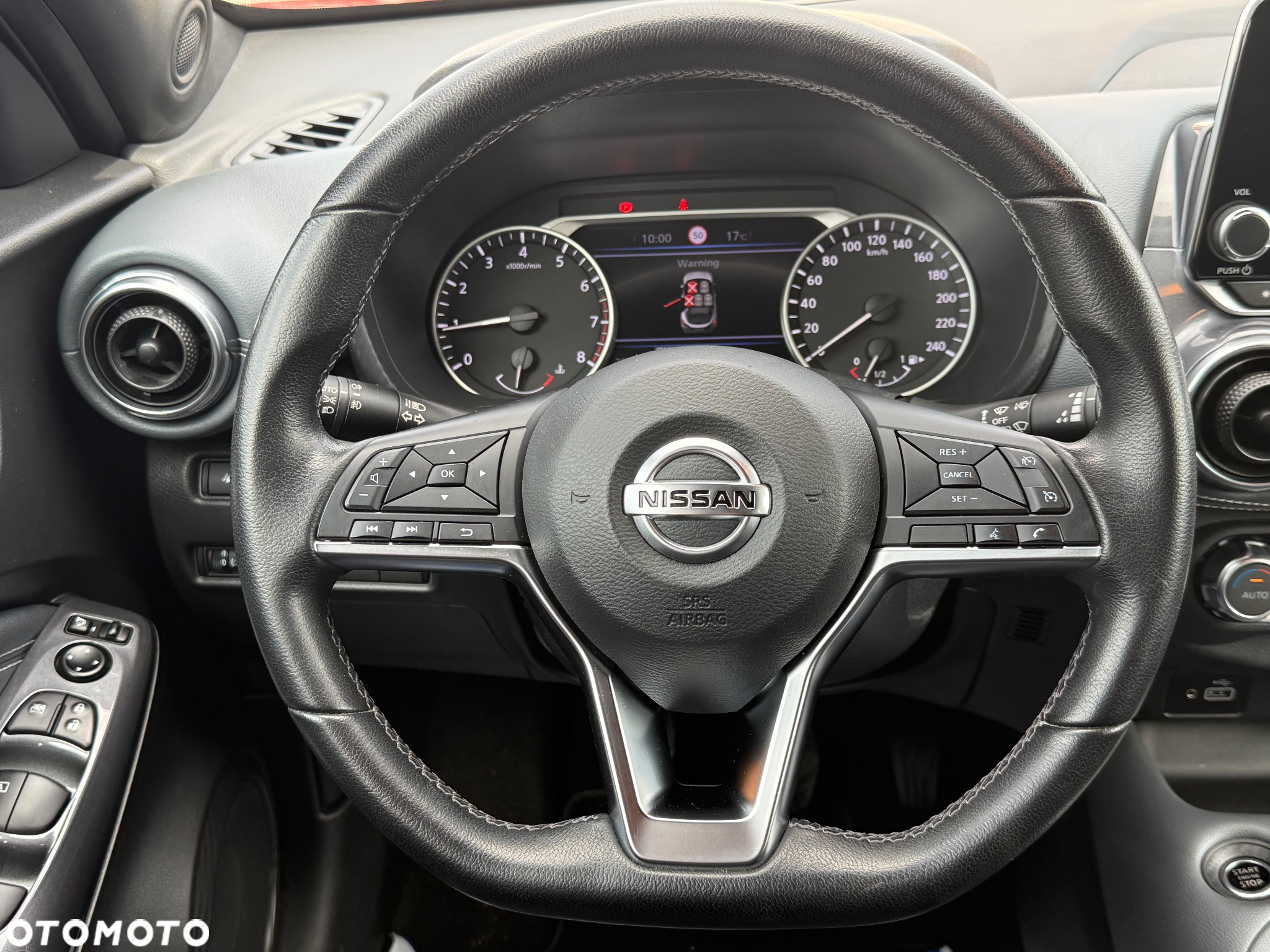 Nissan Juke 1.0 DIG-T N-Connecta - 32