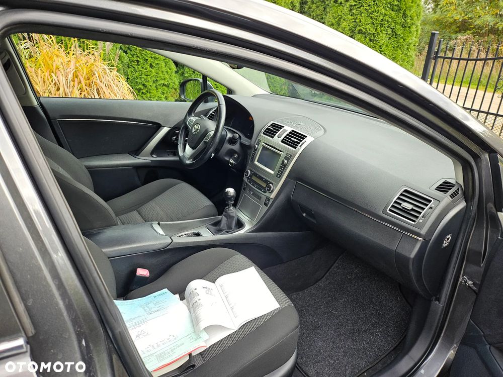 Toyota Avensis 1.6 Life - 29