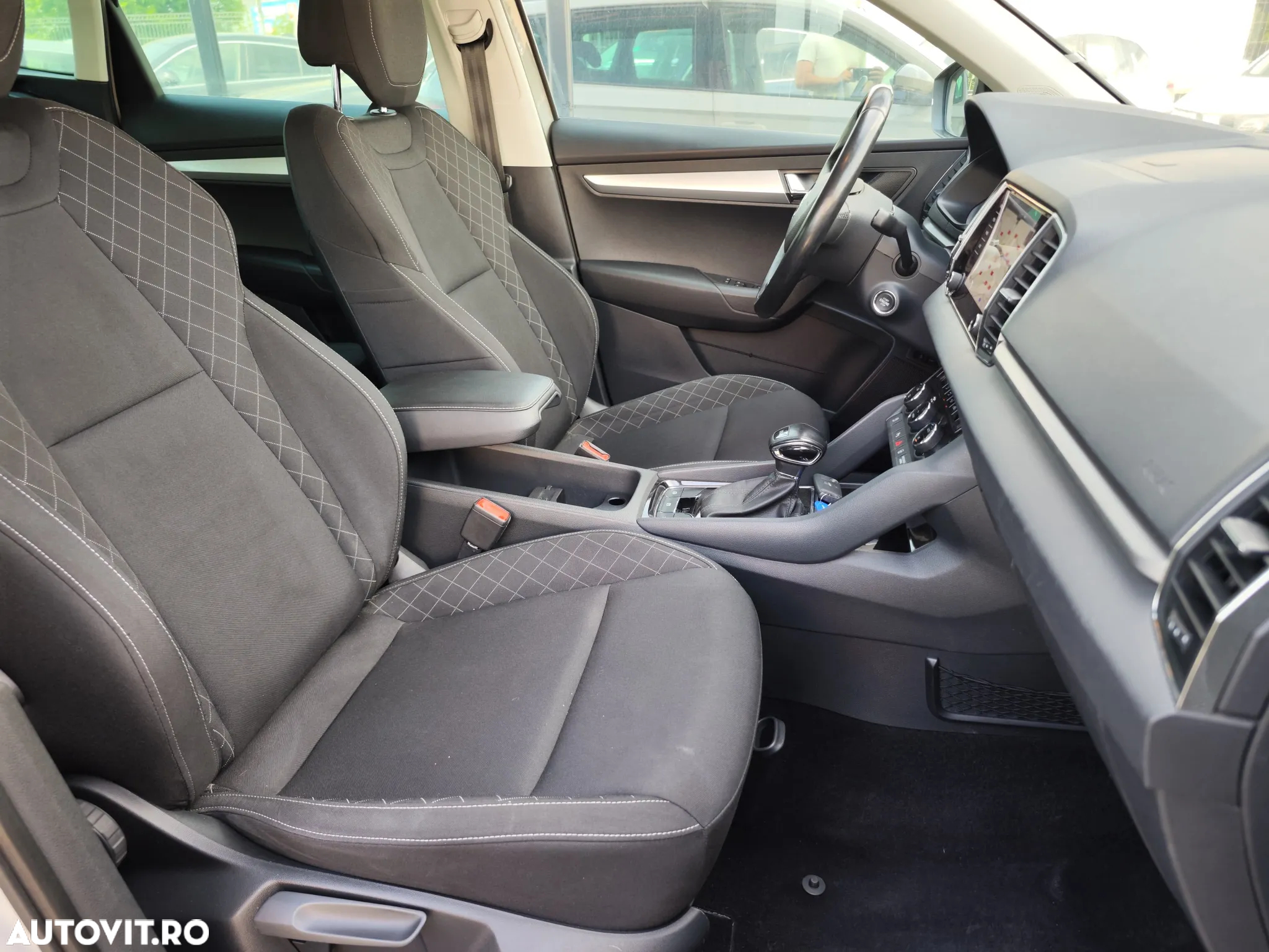 Skoda Karoq 1.6 TDI DSG Ambition - 17
