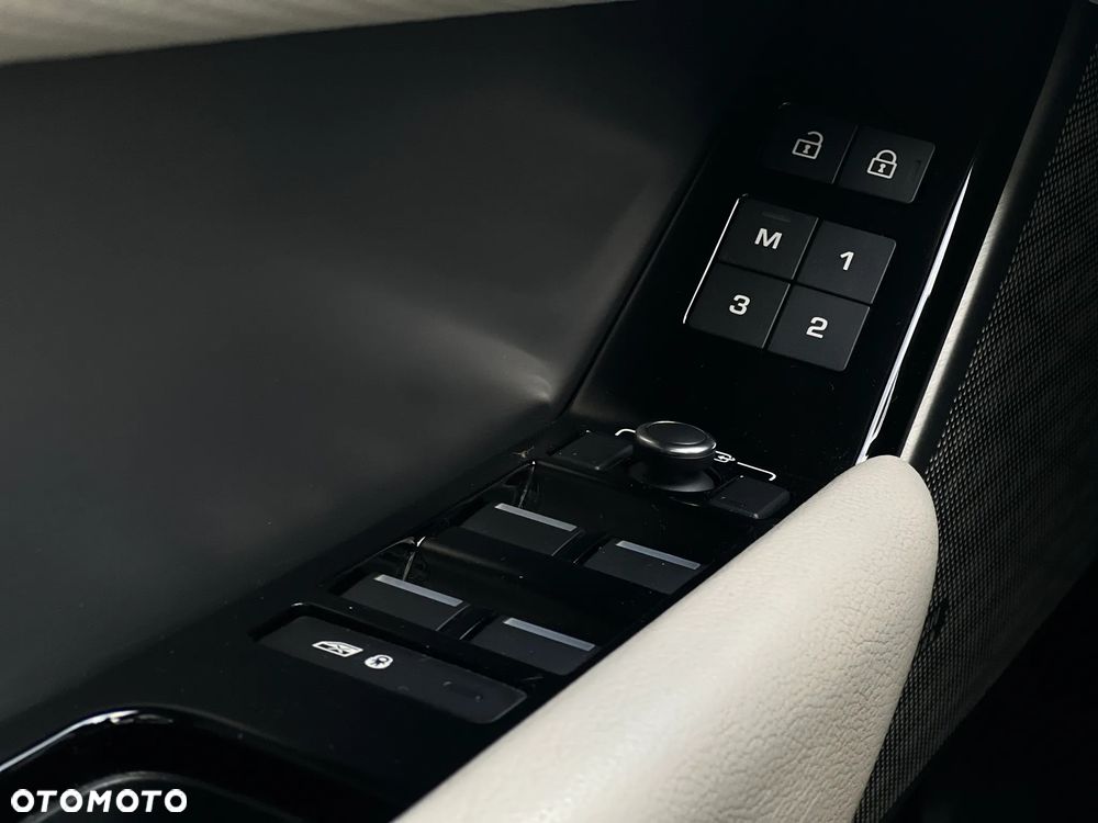 Land Rover Range Rover Velar - 23