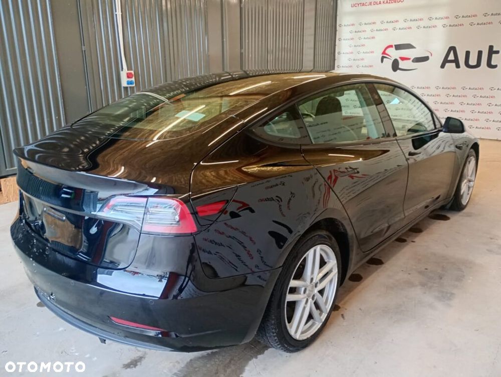 Tesla Model 3 Allradantrieb Dual Motor - 4