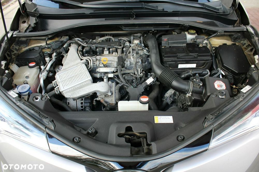 Toyota C-HR 1.2 T GPF Premium CVT 4x4 - 34