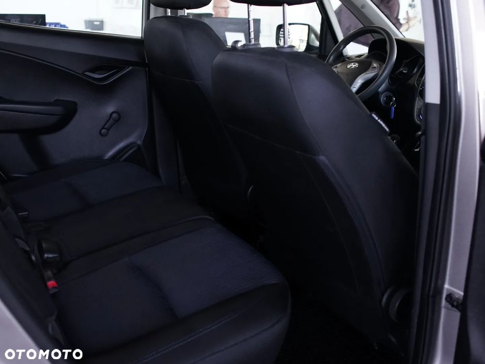 Hyundai ix20 - 24