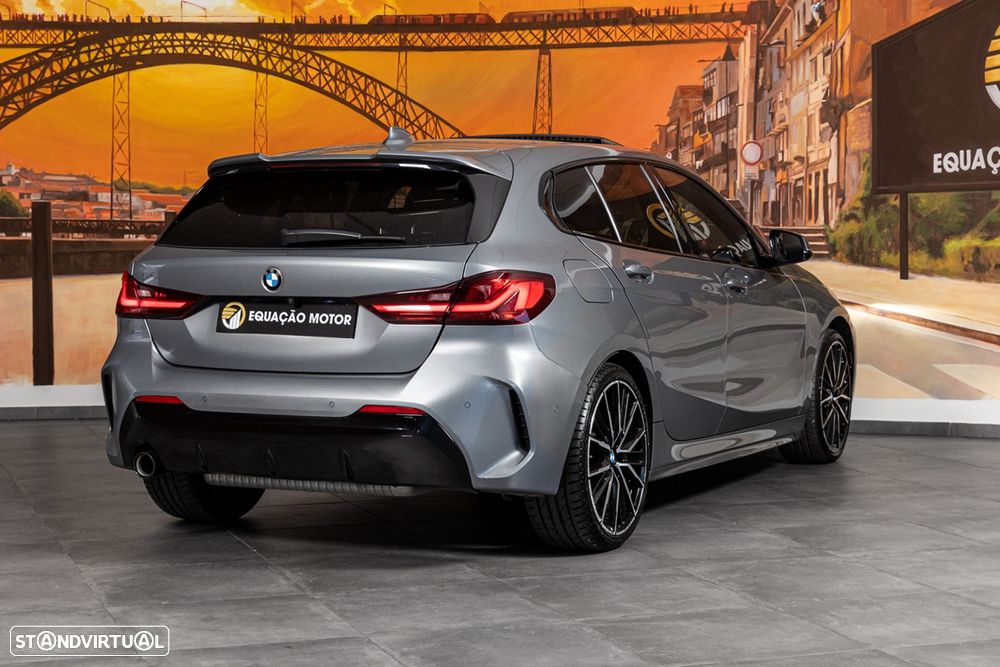 BMW 118 i Pack Desportivo M Auto - 4
