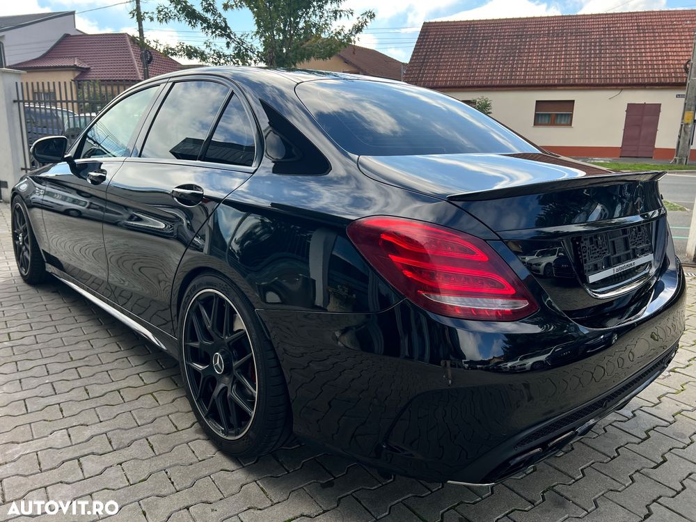 Mercedes-Benz C 450 AMG 4Matic 7G-TRONIC - 3