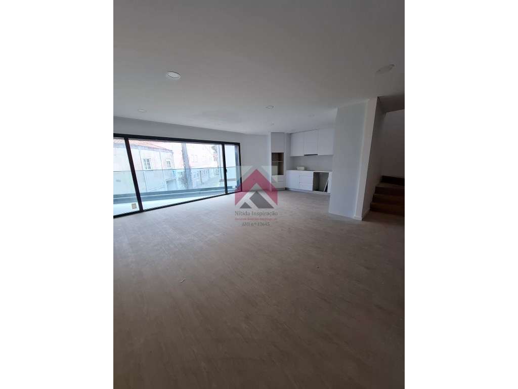 Apartamento T3 + Duplex Amplo + Terraço na Cobertura em Esgueira, A... - Grande imagem: 3/60