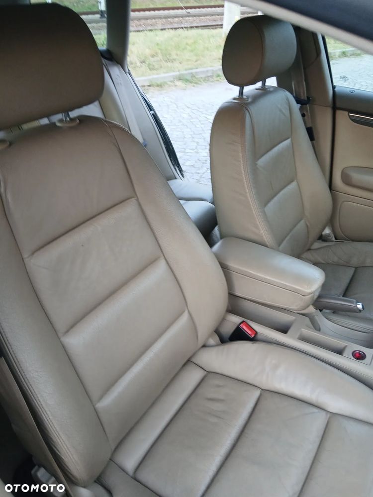 Audi A4 Avant 1.8 T multitronic - 4