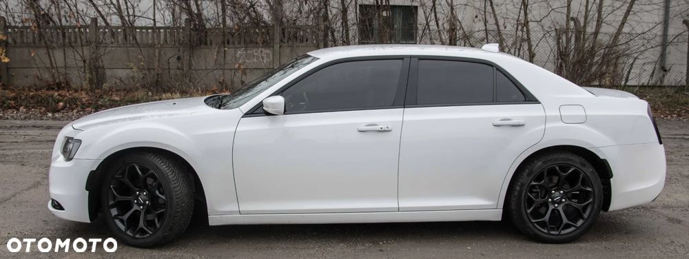 Chrysler 300s - 5