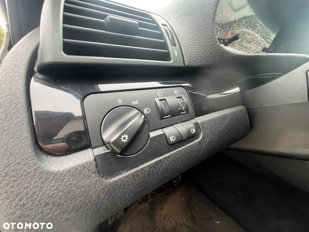 BMW Seria 3 - 15