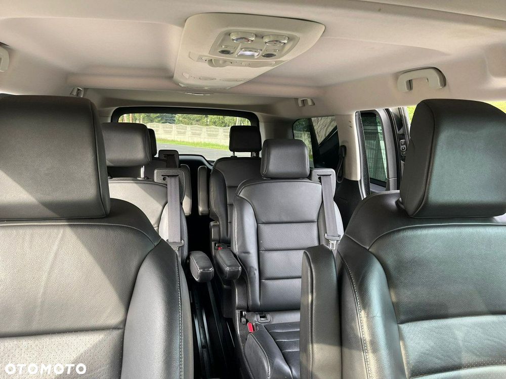 Opel Zafira - 10