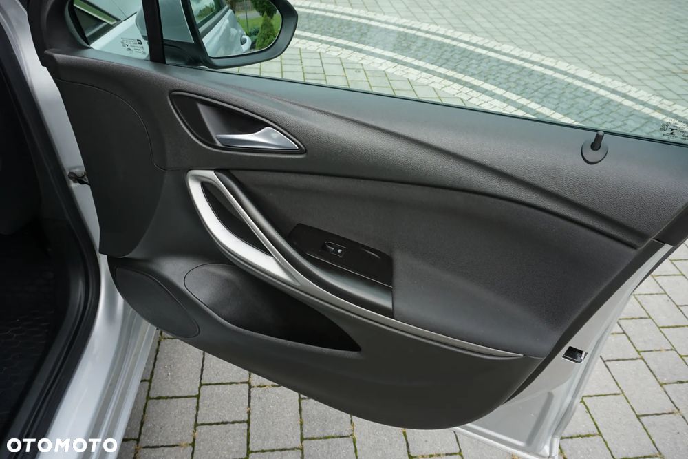 Opel Astra 1.4 T Elite S&S - 20
