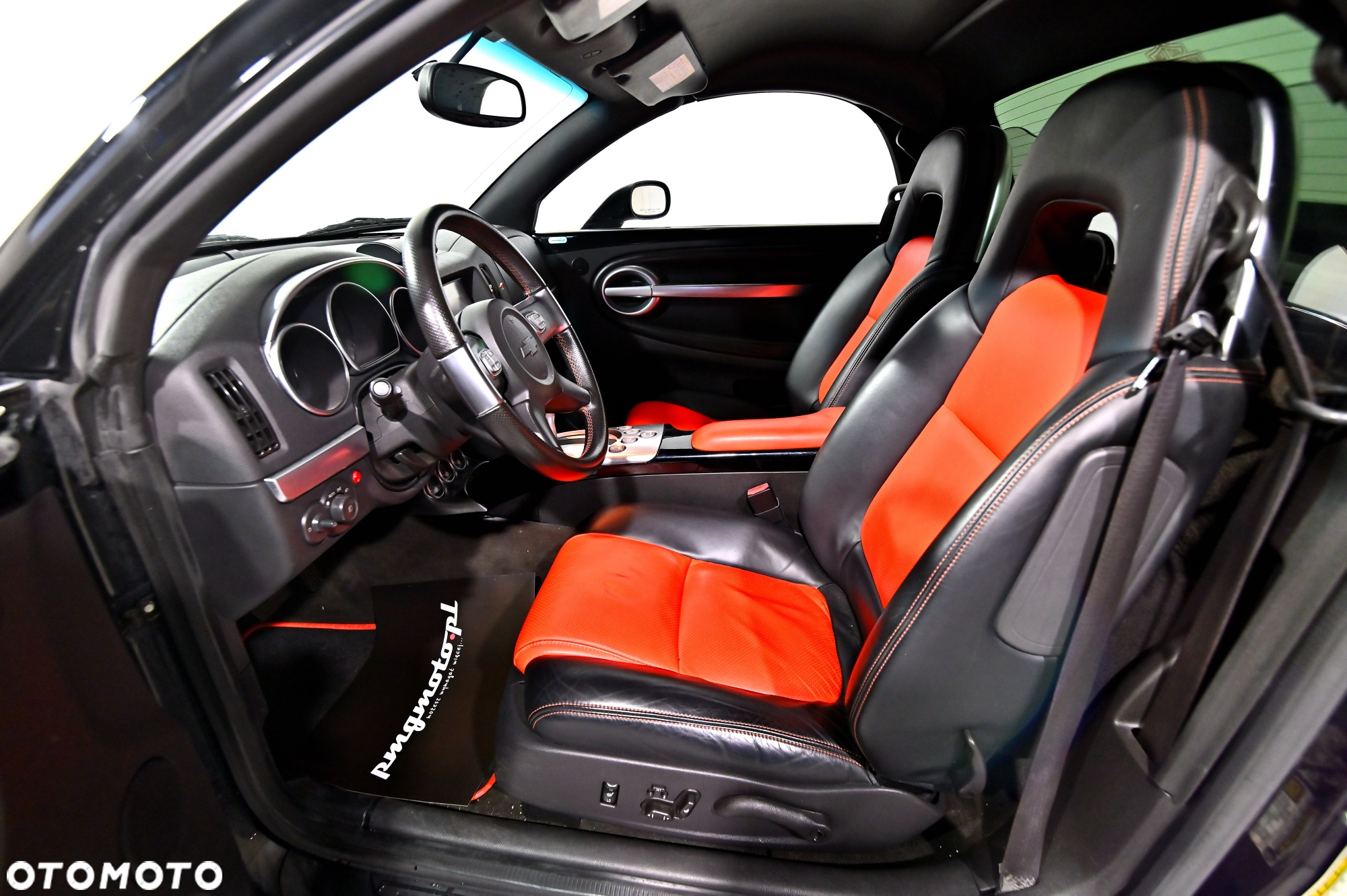 Chevrolet SSR - 20