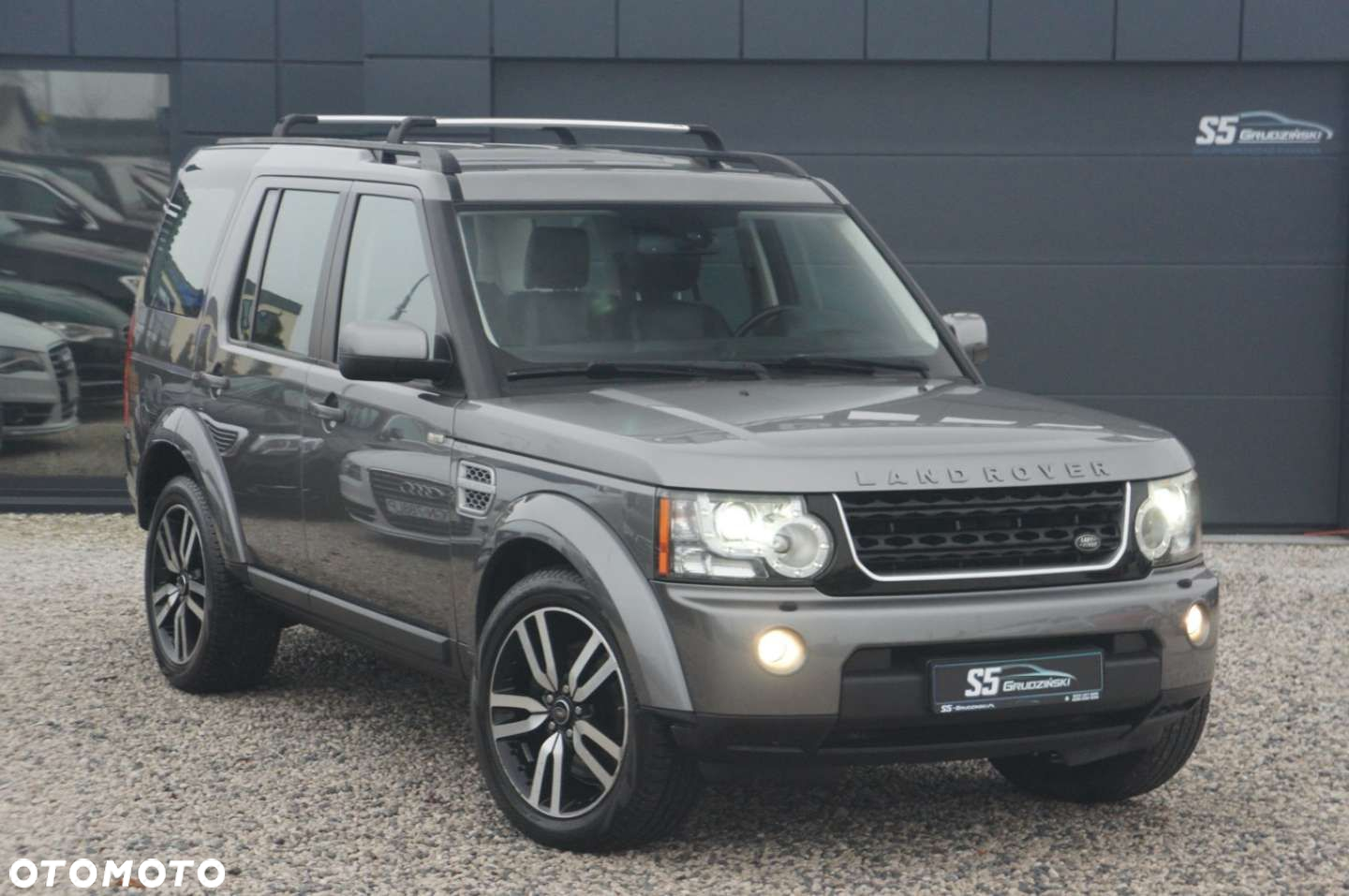 Land Rover Discovery - 2