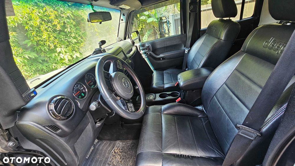 Jeep Wrangler - 5