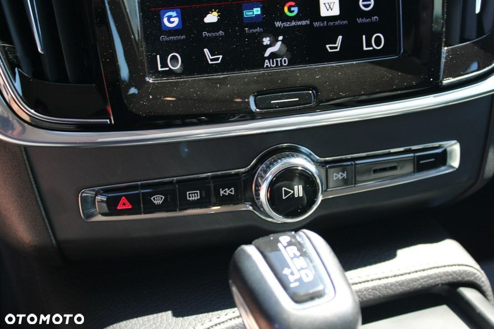 Volvo V90 Cross Country D4 AWD - 30