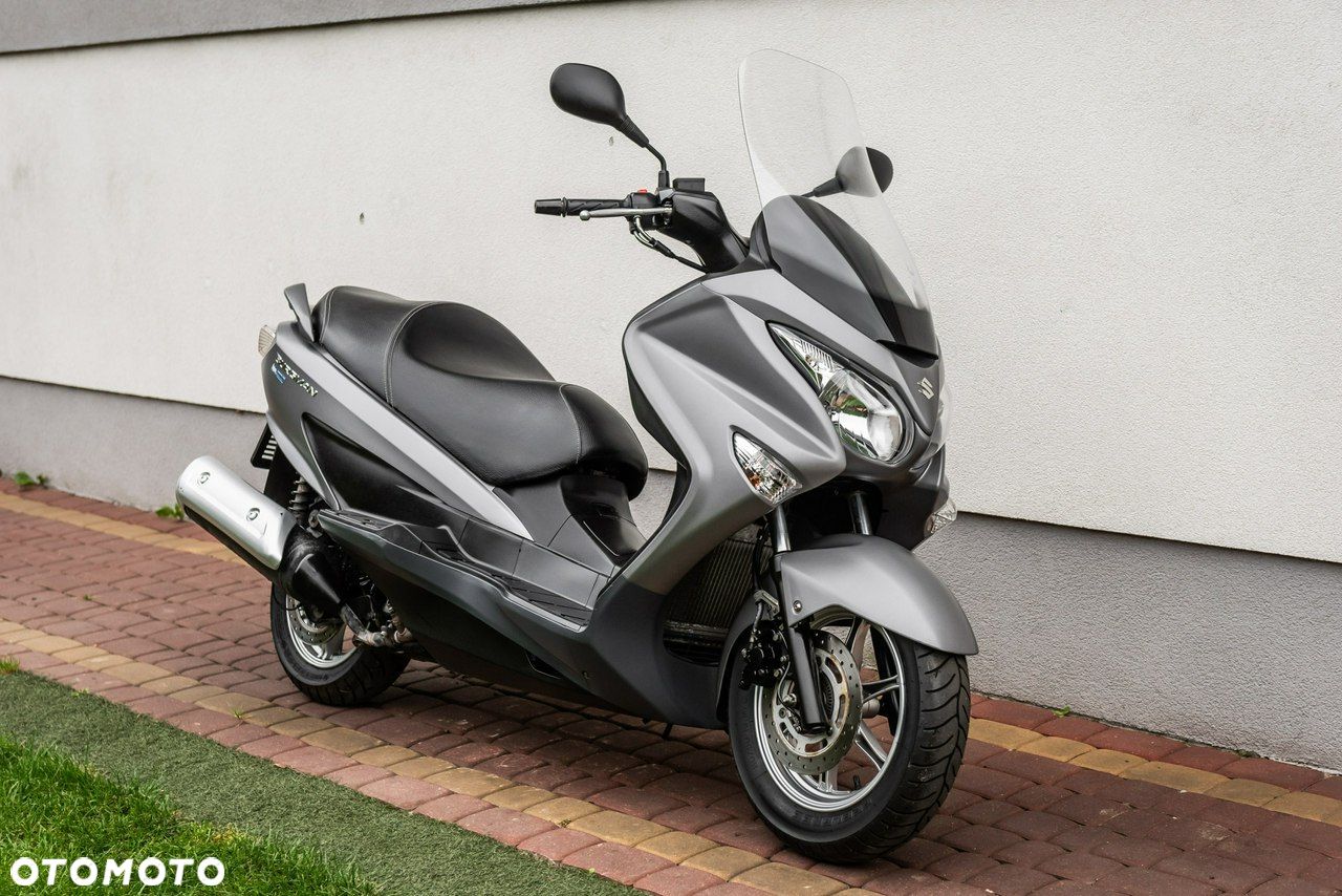 Suzuki Burgman - 1