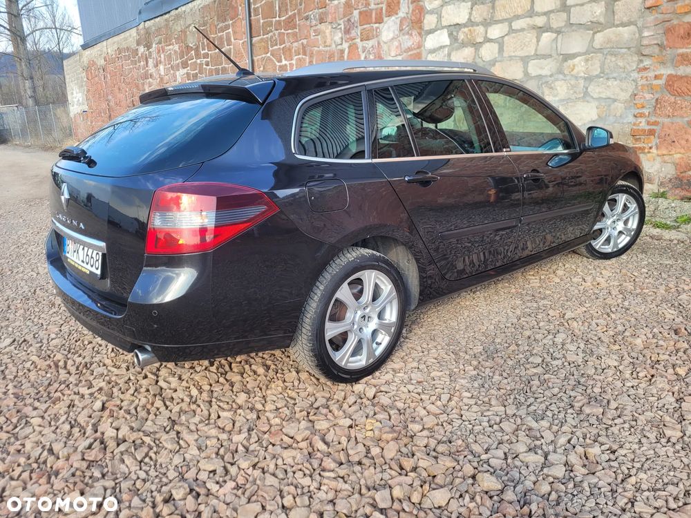 Renault Laguna dCi 150 FAP Start-Stop GT - 11