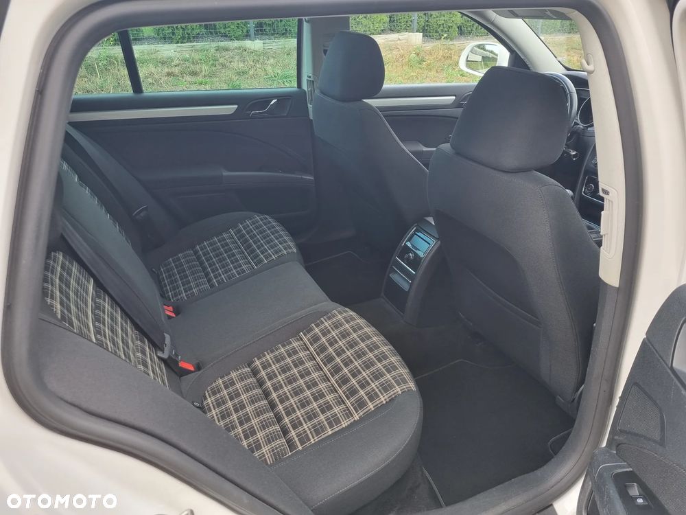 Skoda Superb 2.0 TDI Elegance - 26