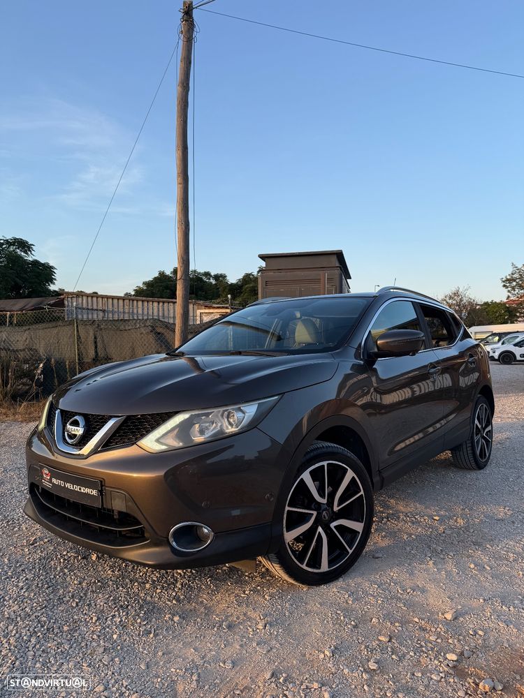 Nissan Qashqai 1.6 dCi Tekna Premium Pele S Alcantara - 1