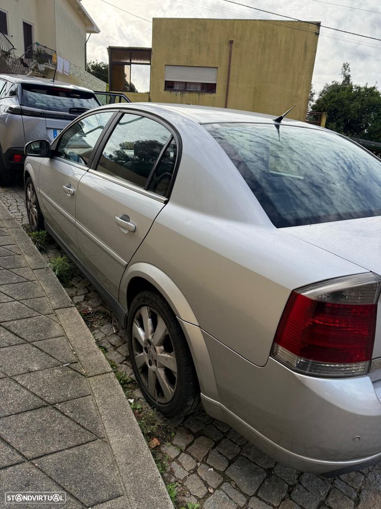 Opel Vectra 2.2 DTi Elegance - 1