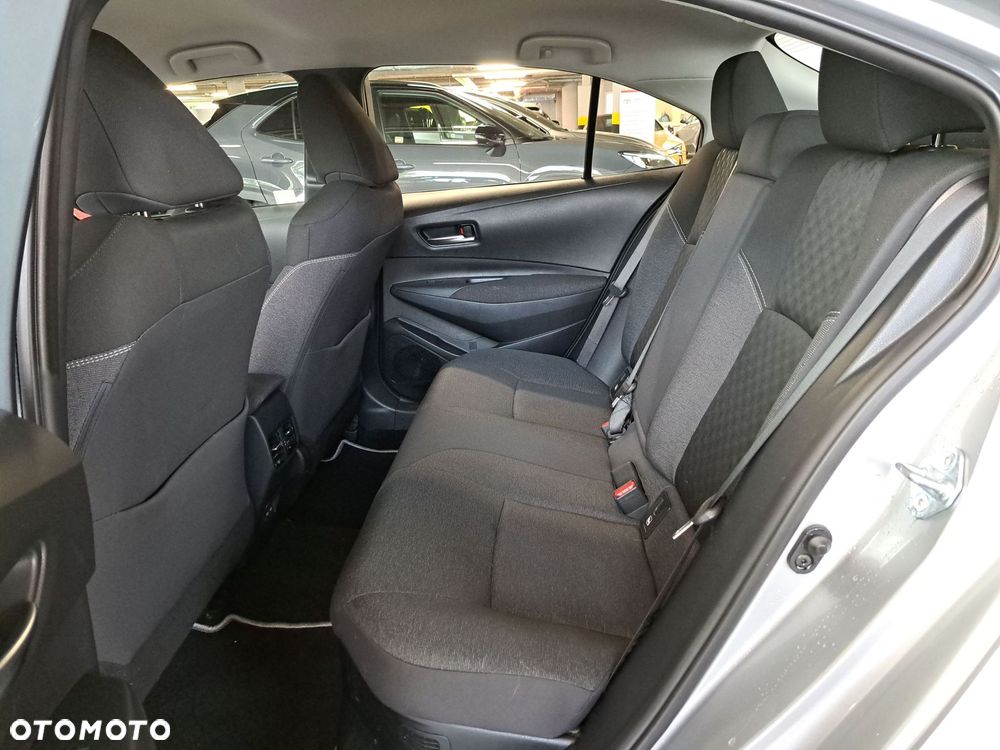 Toyota Corolla 1.8 Hybrid Comfort - 13