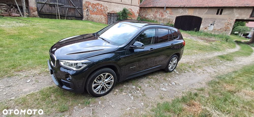 BMW X1 xDrive20i Advantage sport - 5