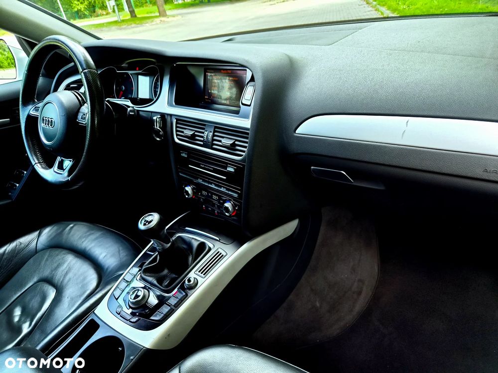 Audi A4 Avant 2.0 TDI ultra - 30