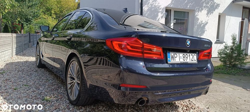BMW Seria 5 530e iPerformance Luxury Line - 12